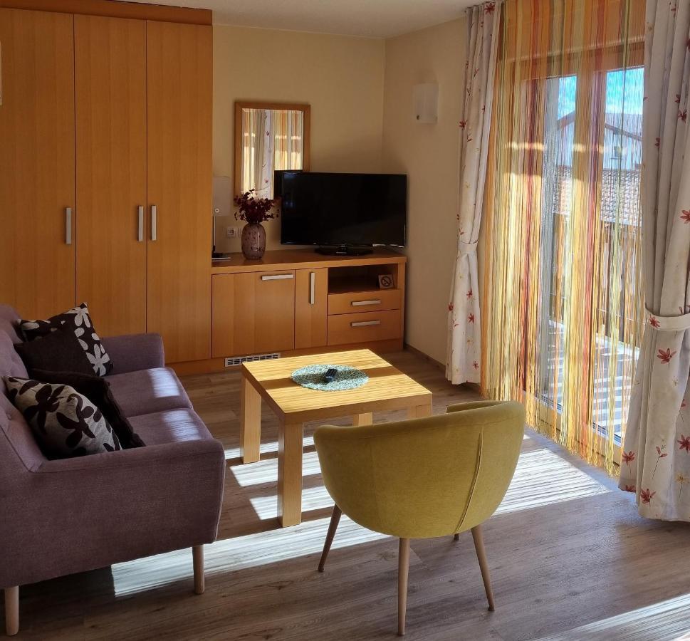 Apartments Ad ราเดนซี ภายนอก รูปภาพ