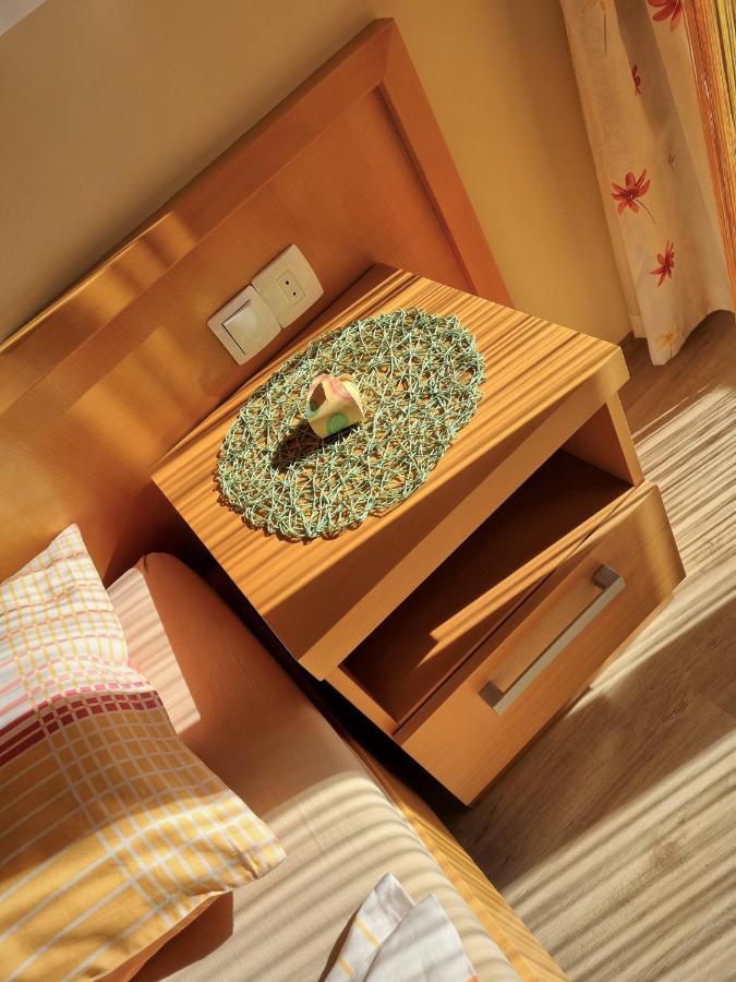 Apartments Ad ราเดนซี ภายนอก รูปภาพ